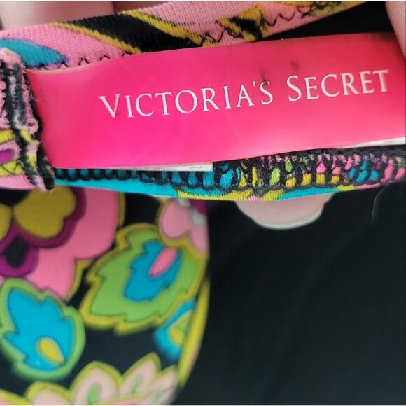 Victoria's Secret Halter Bikini top Padded 34C - Picture 4 of 5